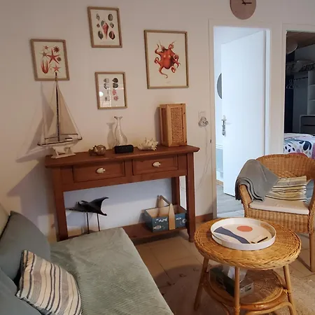 Сasa de vacaciones Jolie Maison En Bois A 600m De La Des Vergnes