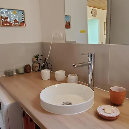 Jolie Maison En Bois A 600m De La Des Vergnes *