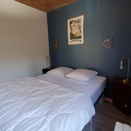 Jolie Maison En Bois A 600m De La Des Vergnes * Meschers-sur-Gironde